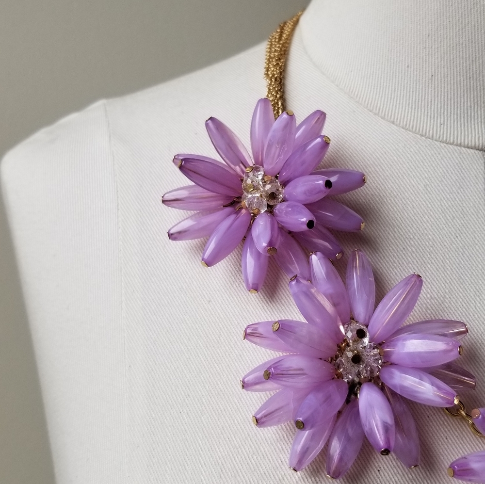 Kohl's Lt Purple Flower & Crystal Bead Necklace - Picture 7 of 8
